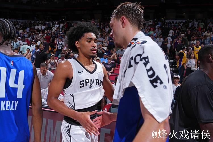 哈珀准绝杀 马刺战胜鹈鹕